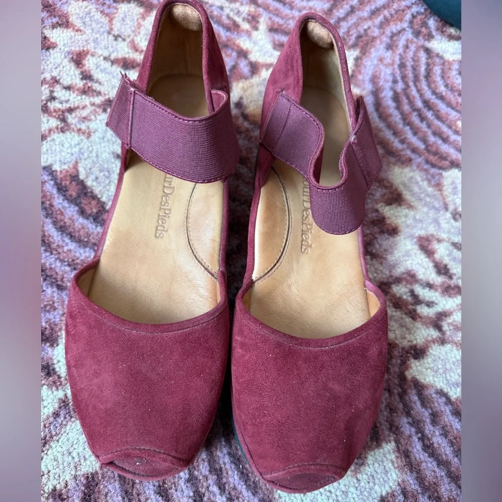 EUC L’amour Des Pieds Amadour Suede Women's Burgundy Platform Open Toe Sandal, 8 - Picture 2 of 6